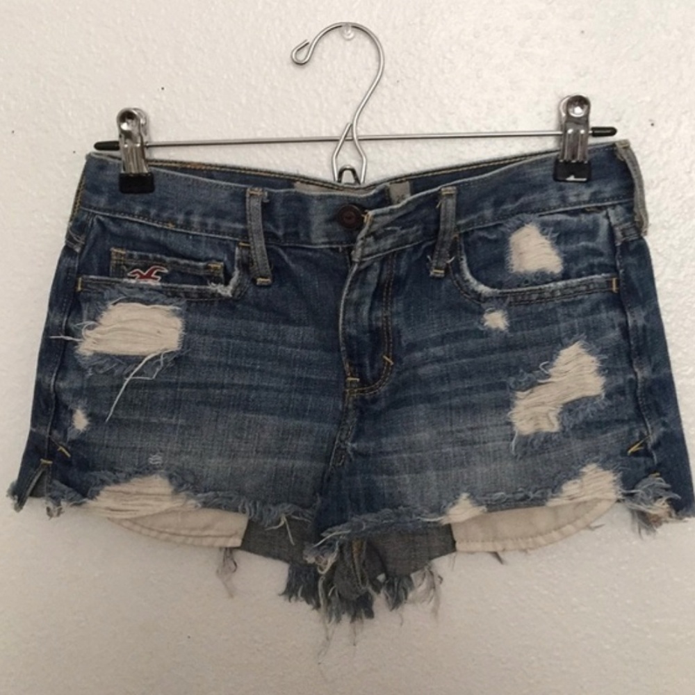 Hollister high waisted jean shorts